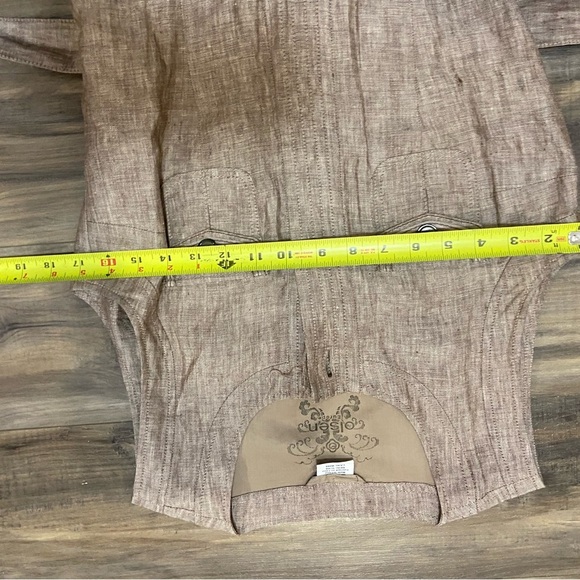 Women's Beige Vest - Picture 5 of 6